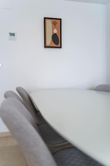 Amplio Apartamento 2 Dormitorios Cerca De La Playa Αλικάντε Εξωτερικό φωτογραφία